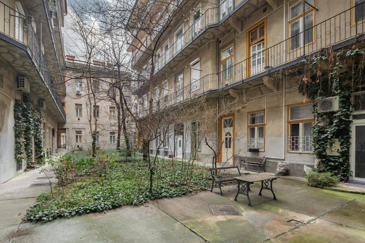 Very Central - Unique Design - New Studio Budapest Exterior foto